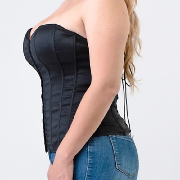 🌹HP🌹Plus Size Outerwear Corset NWOT - Picture 3 of 3